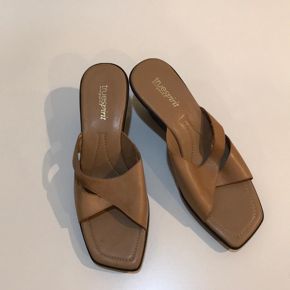 True Spirit by Easy Spirit Soft Leather Wedge